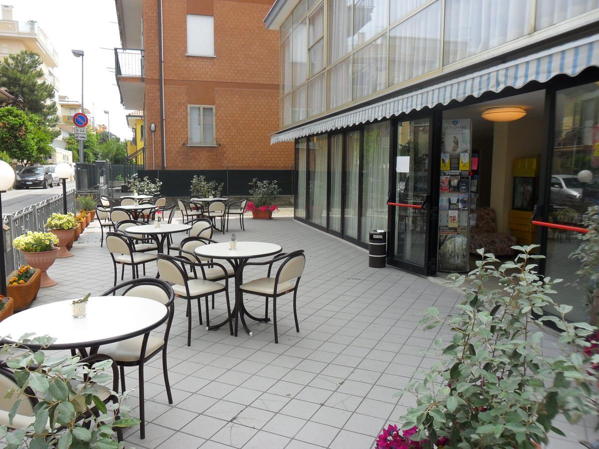 Hotel Orlov Rimini Exterior foto